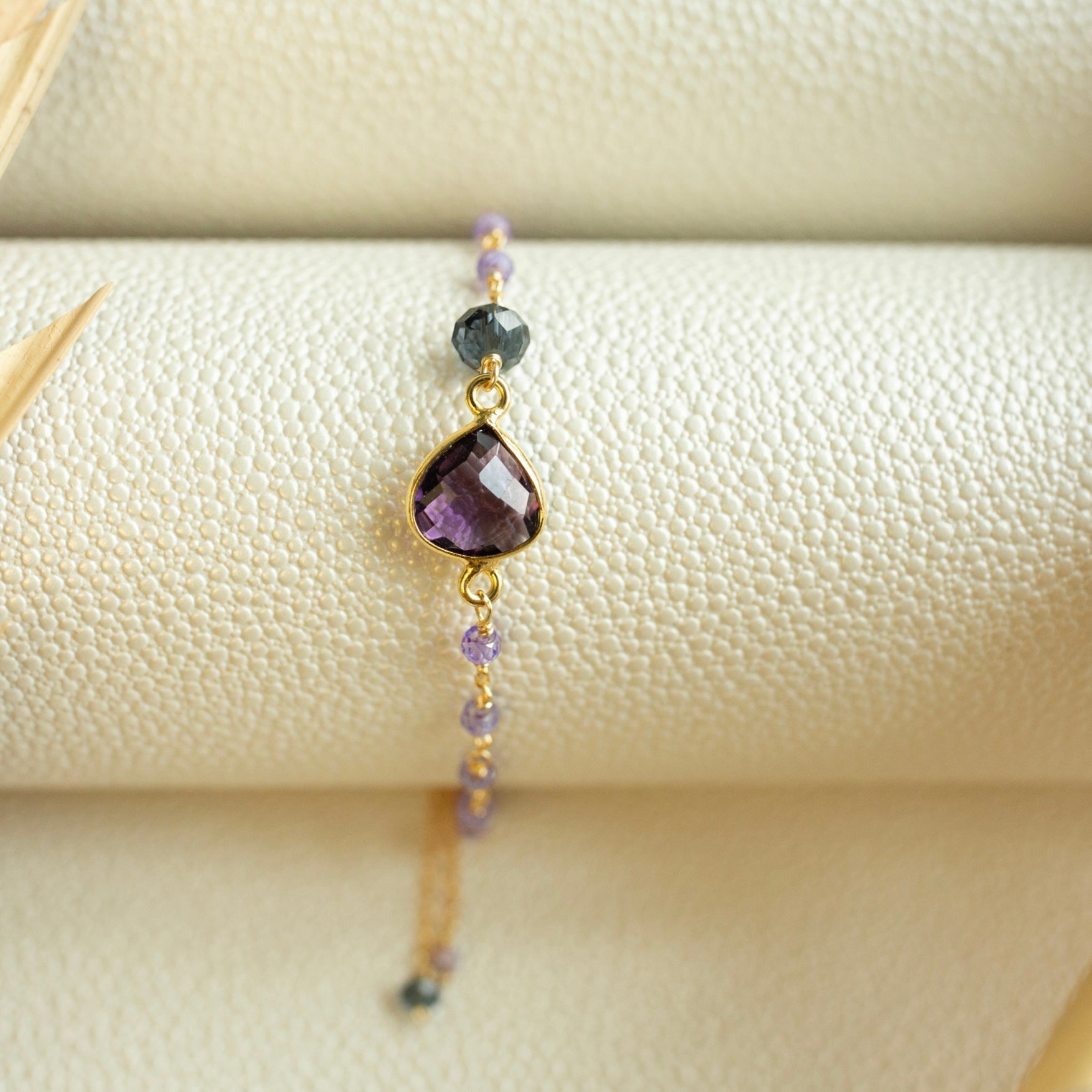Amethyst Ballet Bracelet - Bracelets - Duviboutique