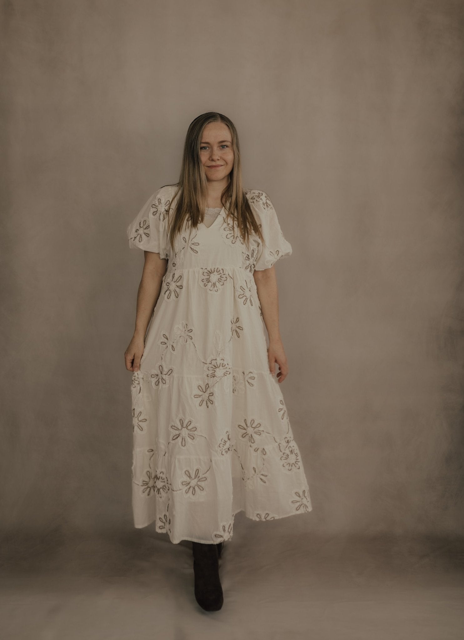 CREAM/MOCHA FLORAL EMBROIDERED MAXI DRESS - Dresses - Duviboutique