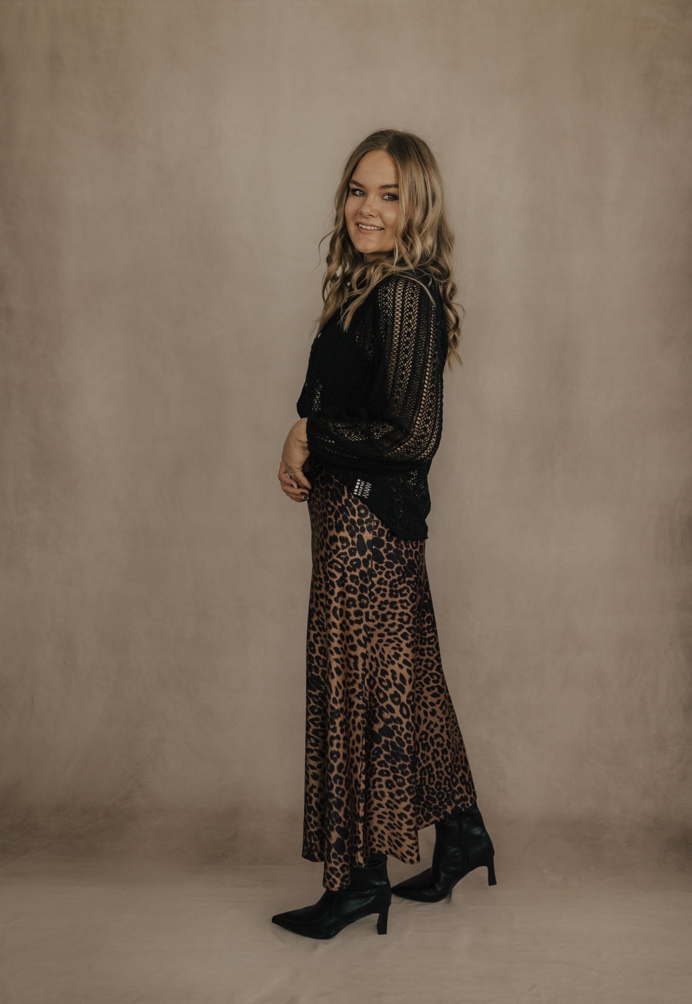 LEOPARD PRINT SATIN MAXI SKIRT - skirt - Duviboutique