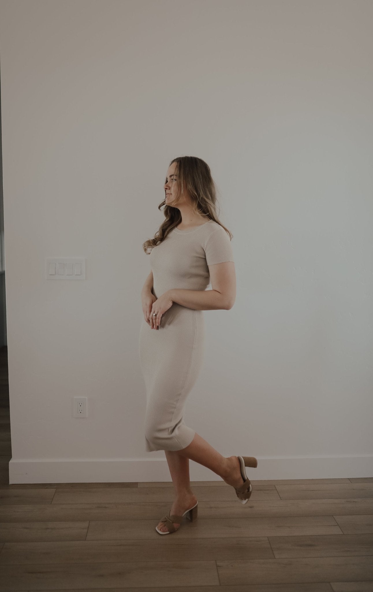 Fitted midi dress - Duviboutique