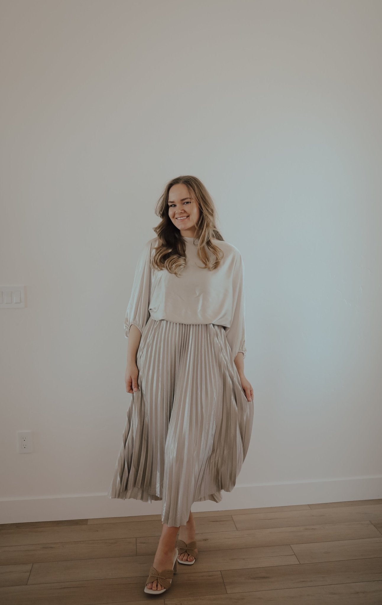 Satin blouse ( champagne ) - Duviboutique