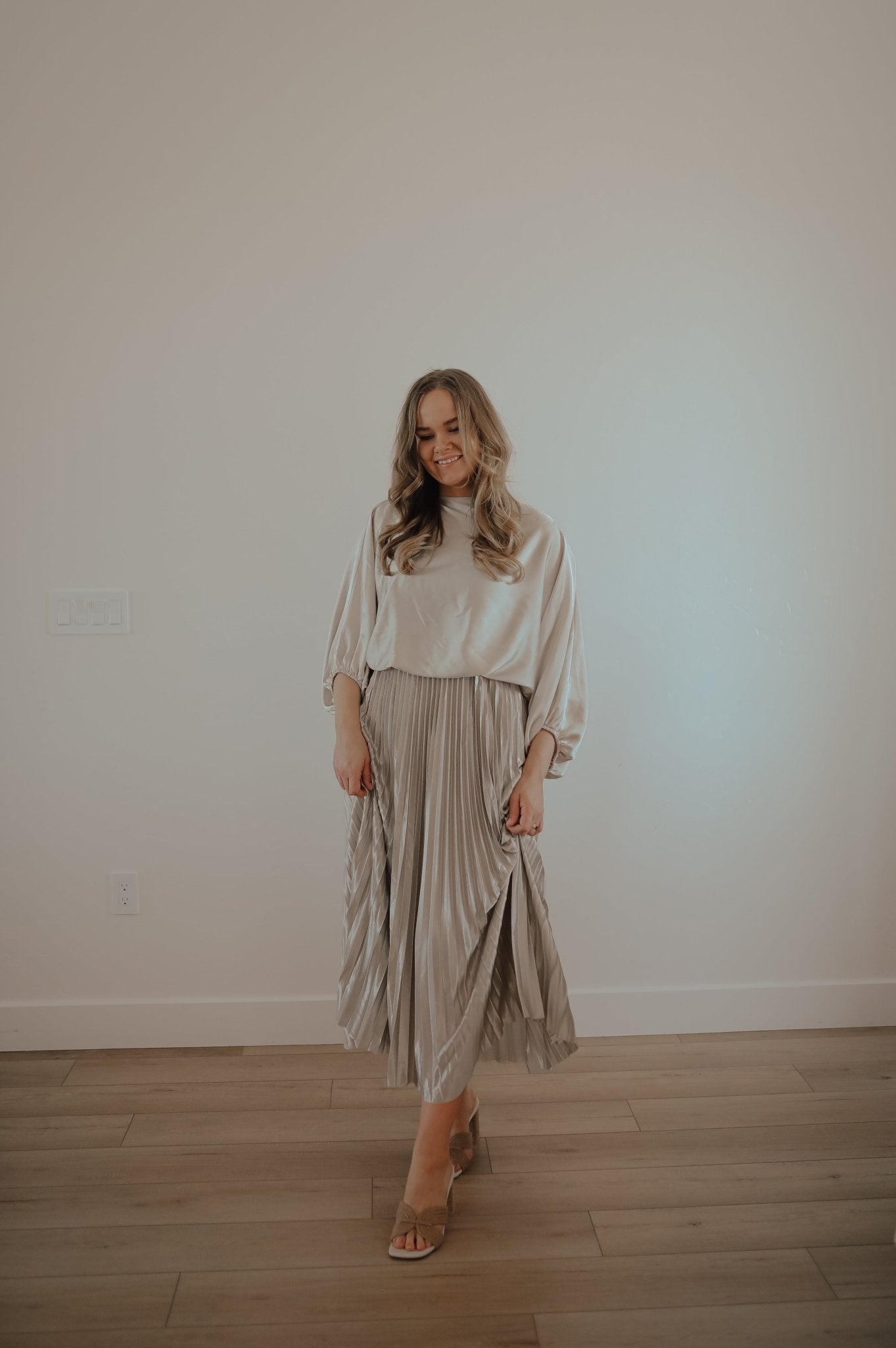 Satin blouse ( champagne ) - Duviboutique