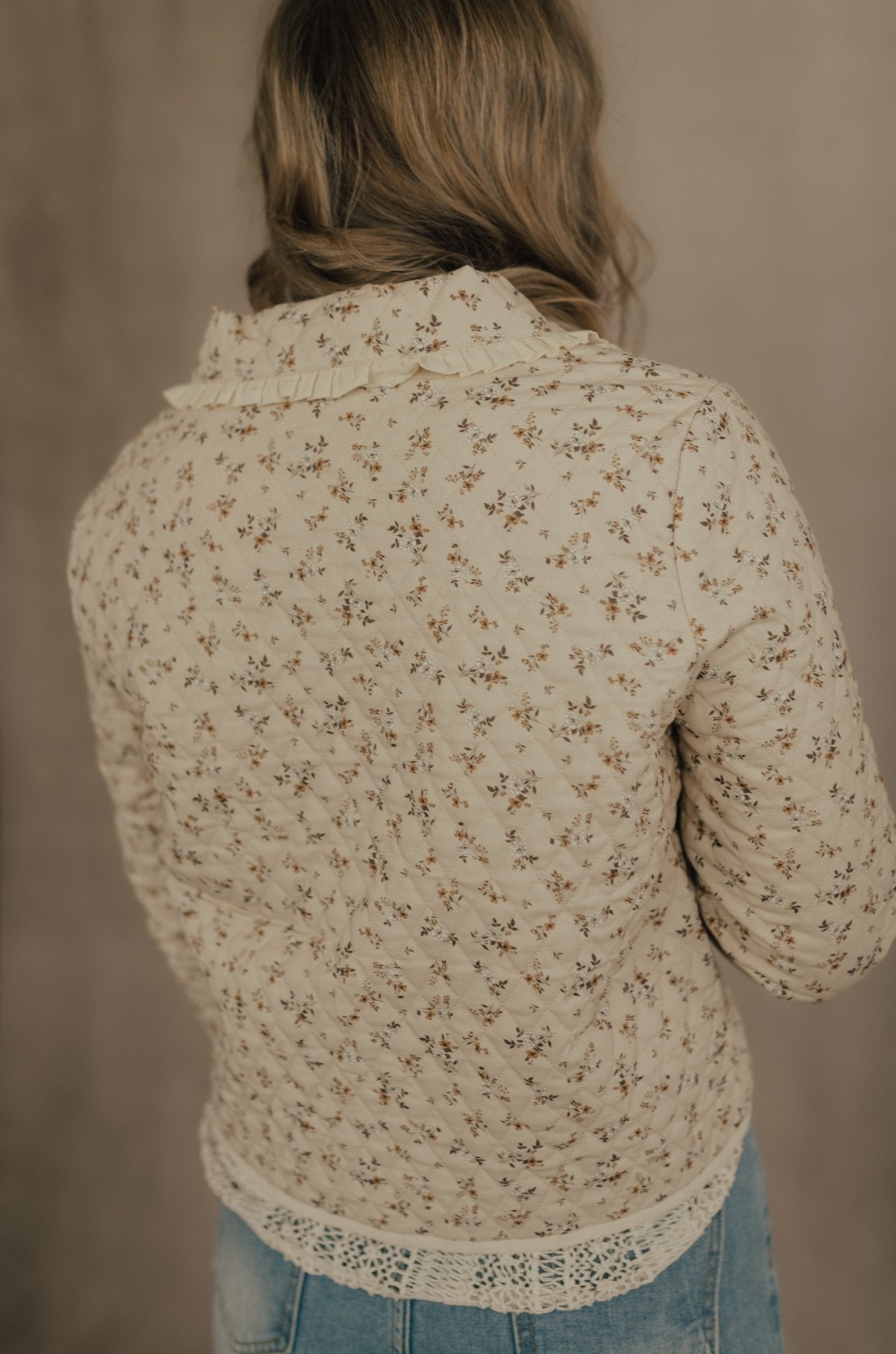 QUILTED RUFFLED COLLAR STRING JACKET - JACKET - Duviboutique