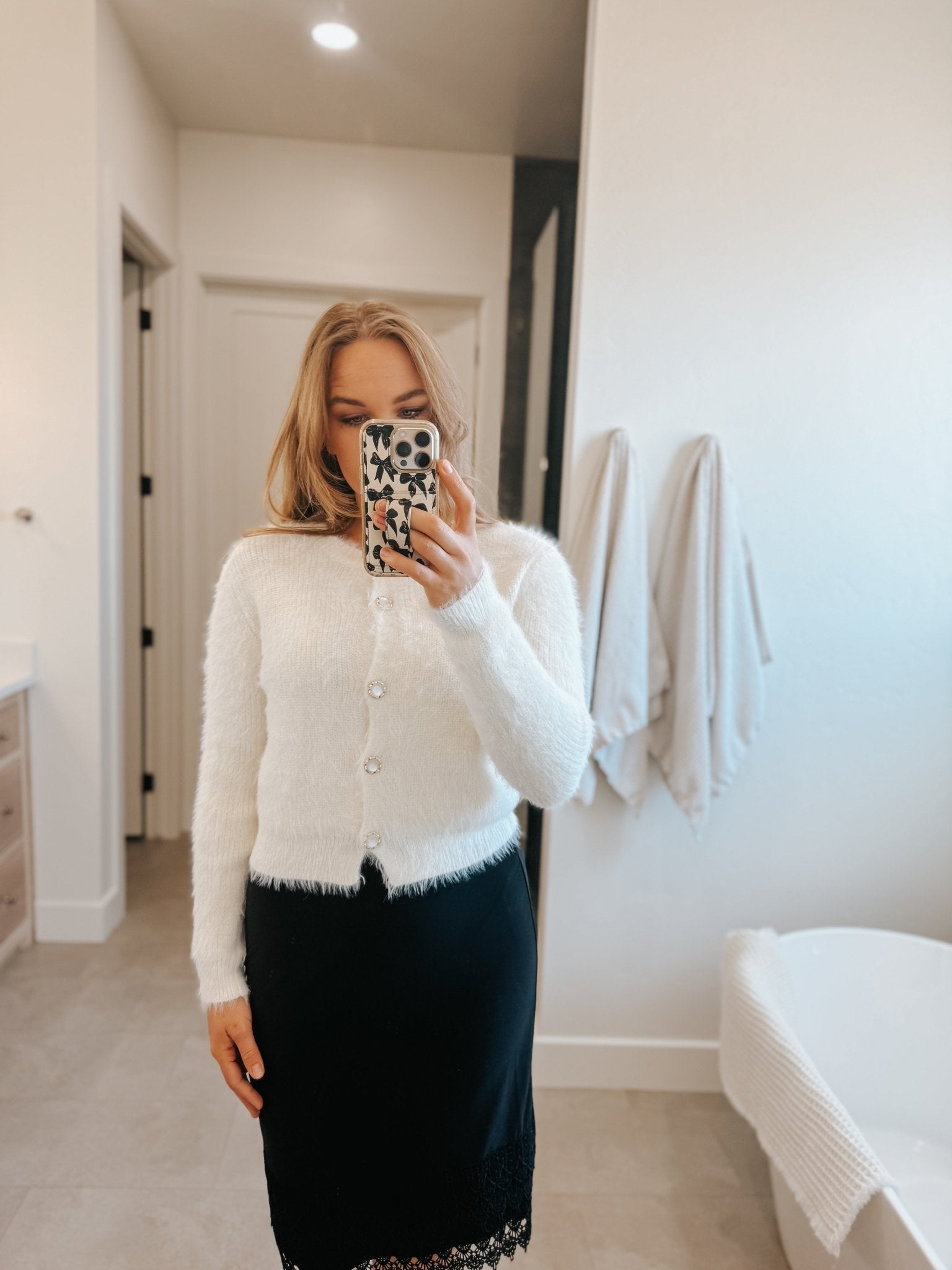 White fuzzy Crop Sweater - sweater - Duviboutique