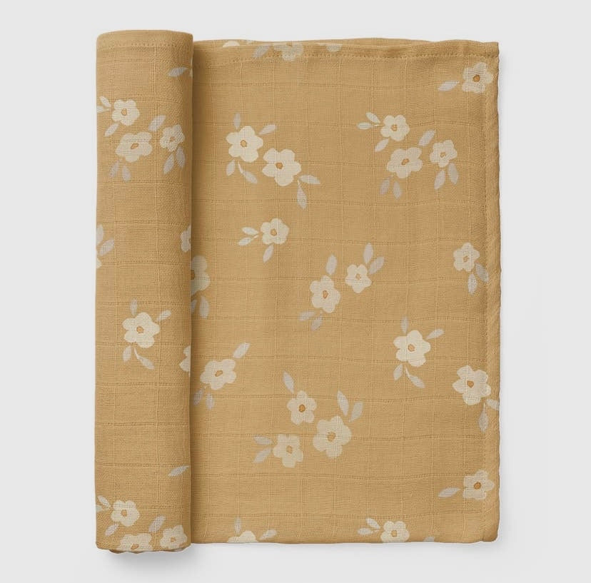 MUSLIN SWADDLE - BUTTERCUP