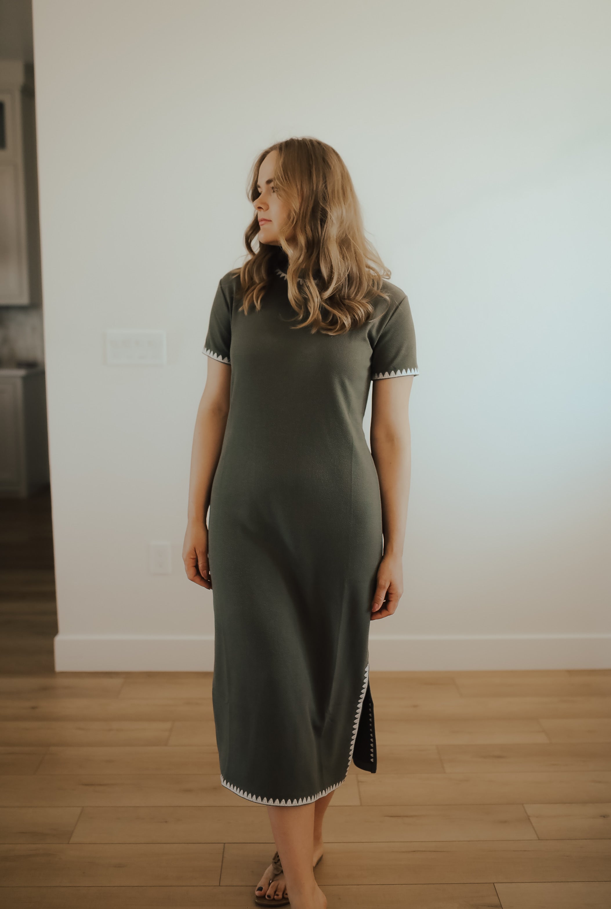 GREEN T-SHIRT DRESS