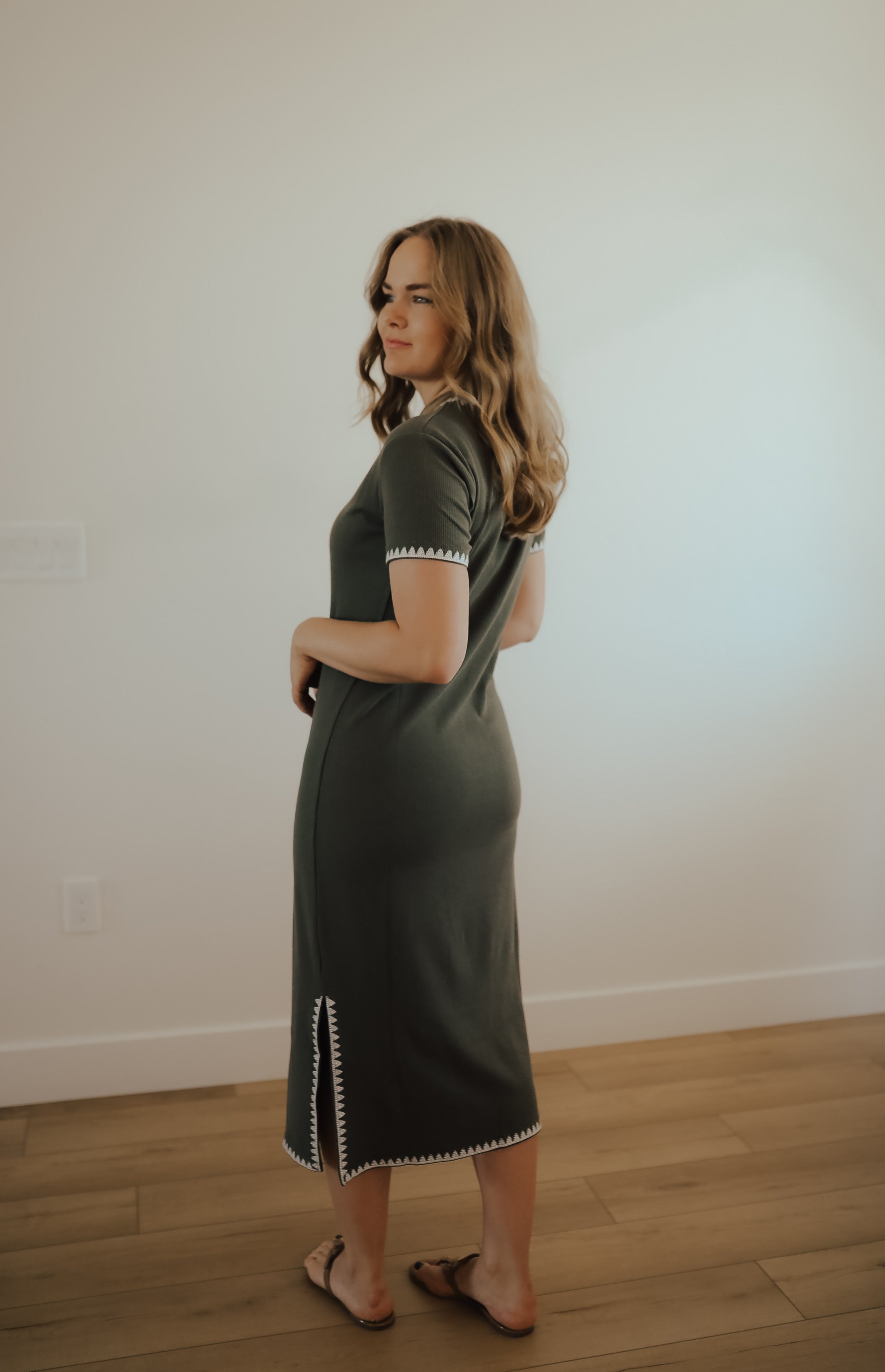 GREEN T-SHIRT DRESS