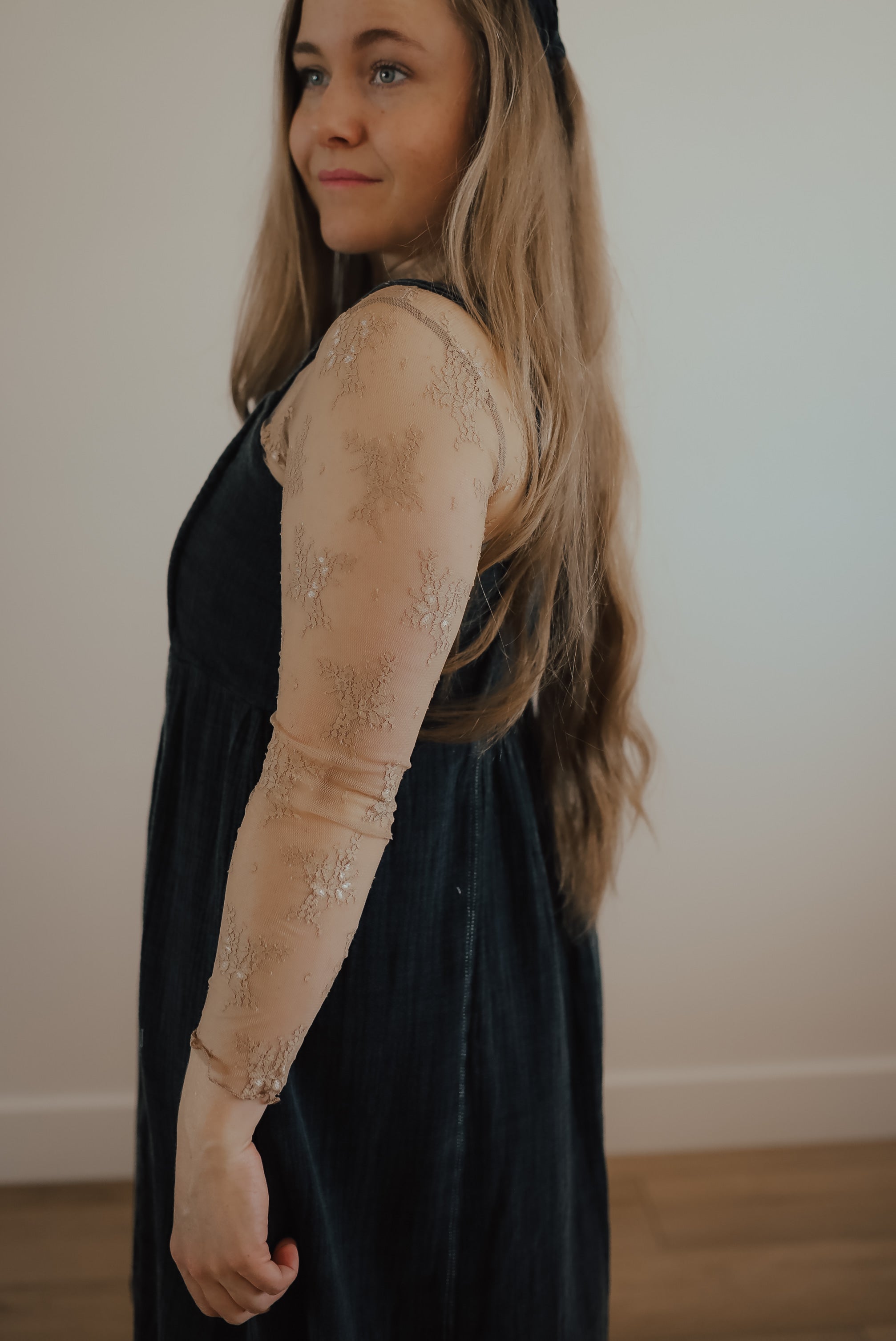 SHEER LACE LONG SLEEVE SHIRT