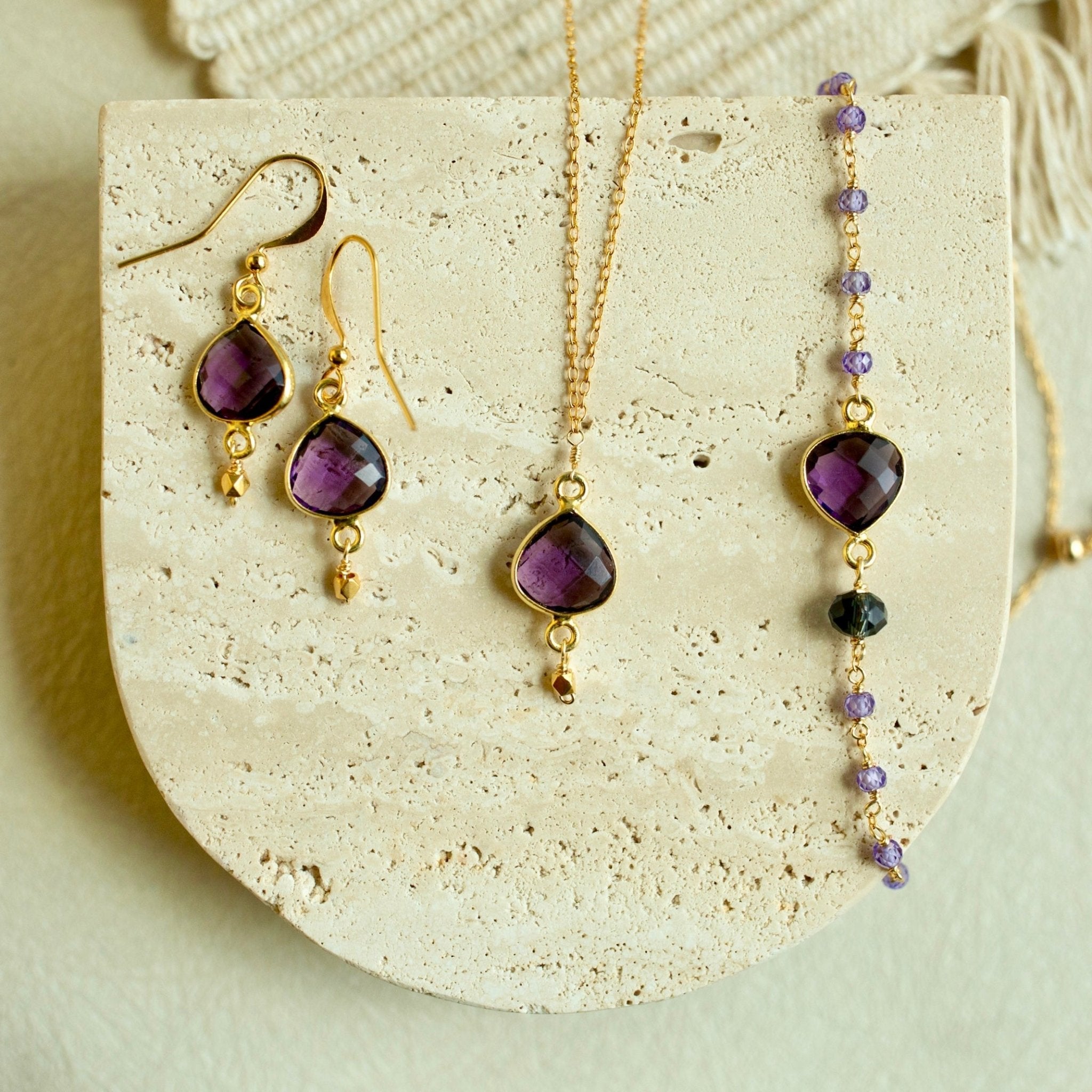 Amethyst Ballet Bracelet - Bracelets - Duviboutique