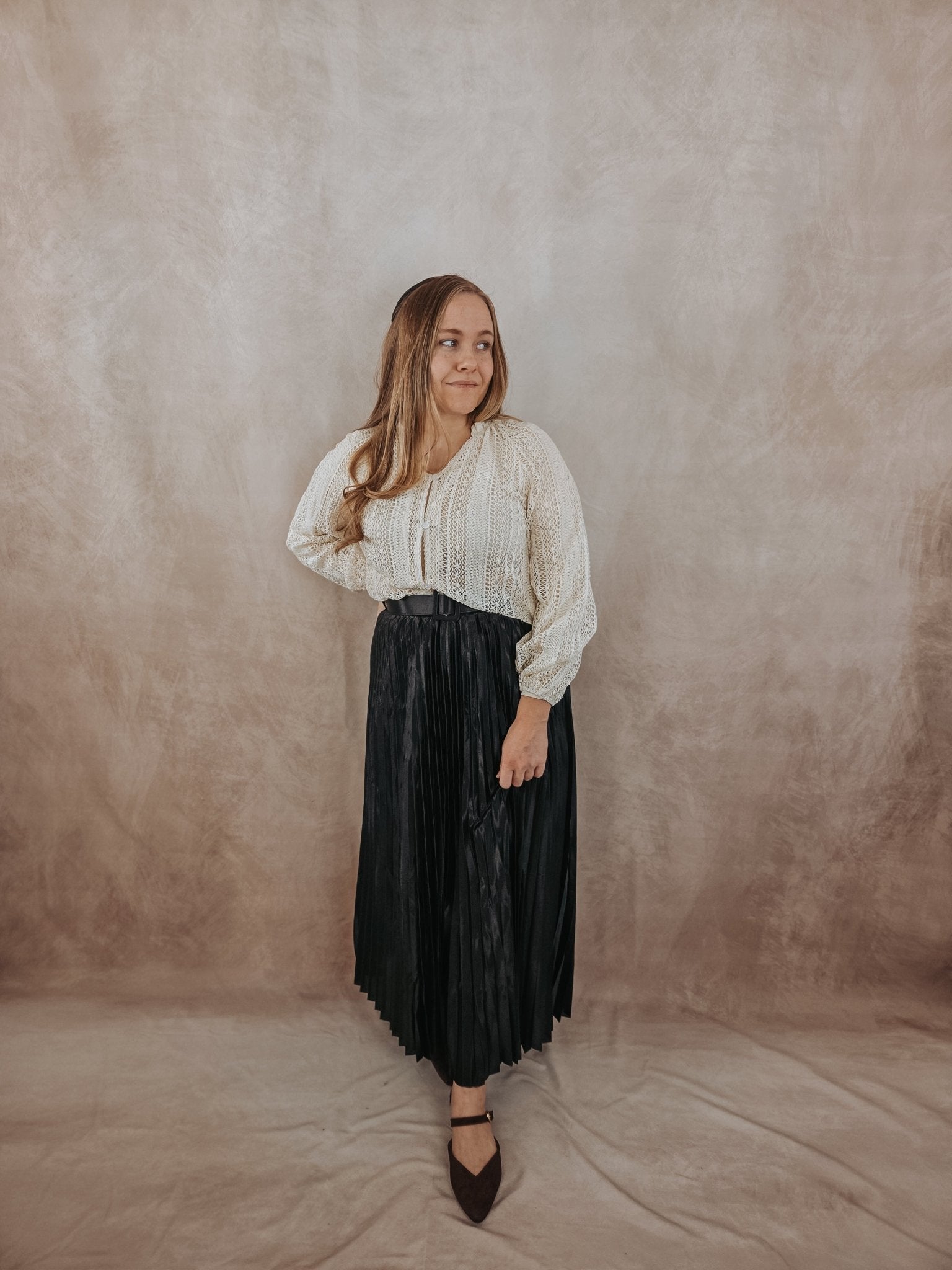 ELASTIC WAIST SATIN PLEATED MAXI SKIRT - Duviboutique