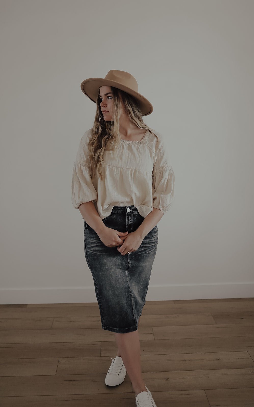 AMELIA SQUARE NECK TOP - Duviboutique