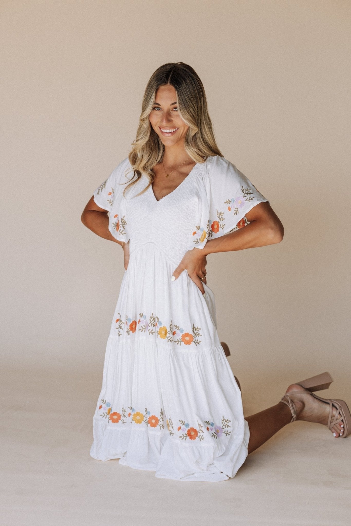 Sicily Embroidered Midi Dress - Dresses - Duviboutique